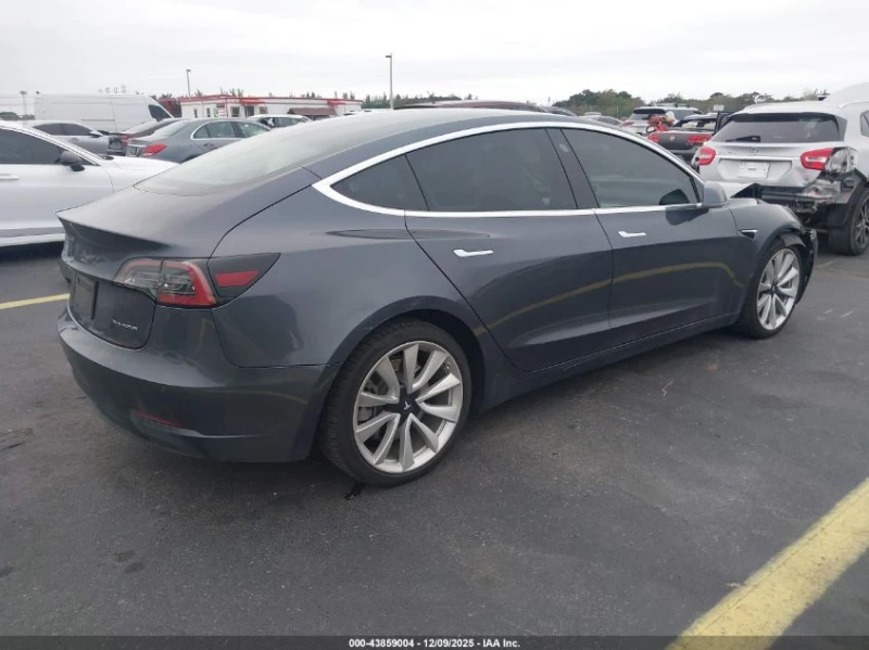 Tesla Model 3 U  U UX All Wheel Drive, снимка 9 - Автомобили и джипове - 53042555