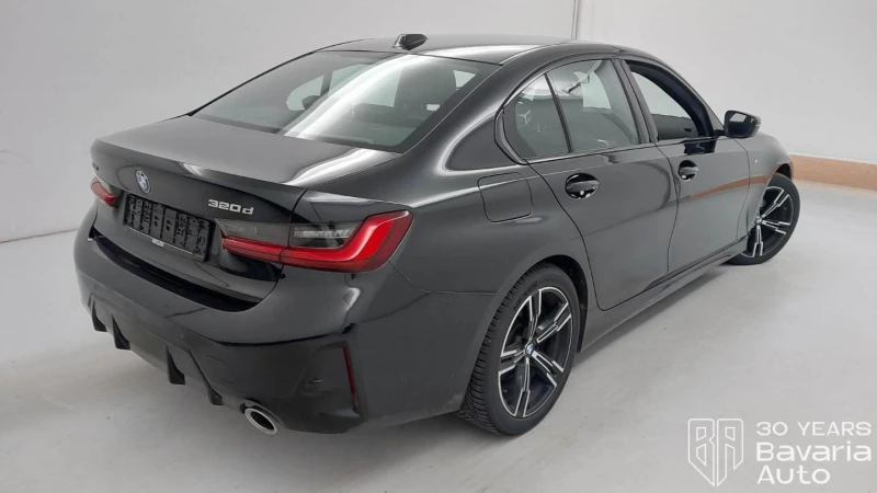 BMW 320 d xDrive M Sport Paket Steptronic, снимка 3 - Автомобили и джипове - 53123608