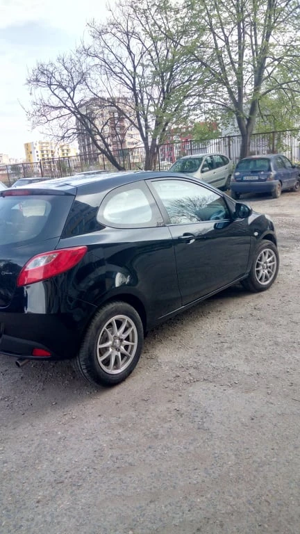 Mazda 2, снимка 4 - Автомобили и джипове - 49413836