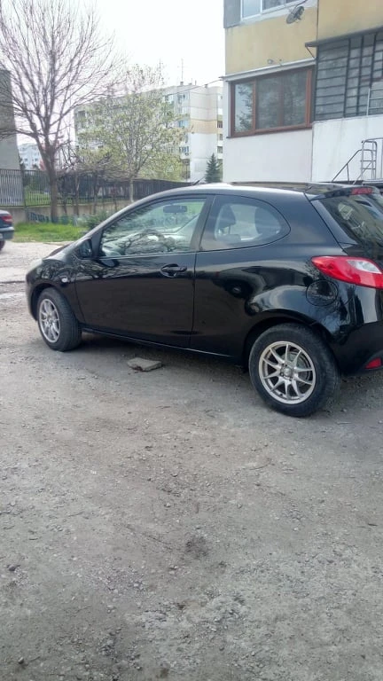 Mazda 2, снимка 3 - Автомобили и джипове - 49413836