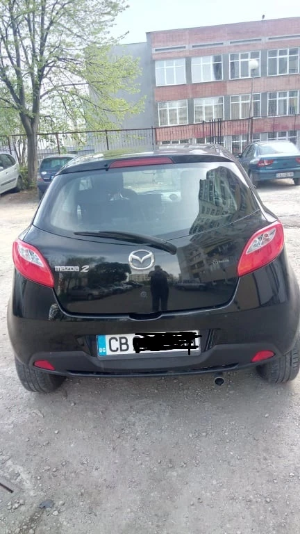 Mazda 2, снимка 2 - Автомобили и джипове - 49413836