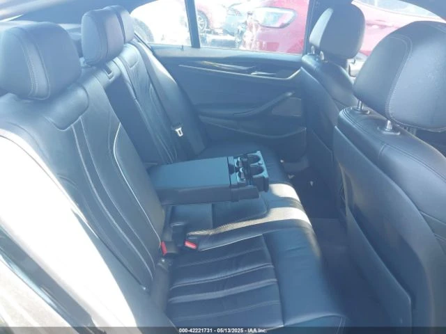 BMW 530 I* Подгрев* Harman* Премиум салон* 360* И още мног - изображение 10