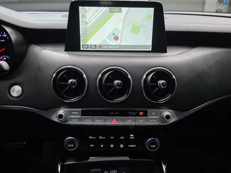 Kia Stinger Turbo 2Wd Platinum, снимка 17 - Автомобили и джипове - 54882722