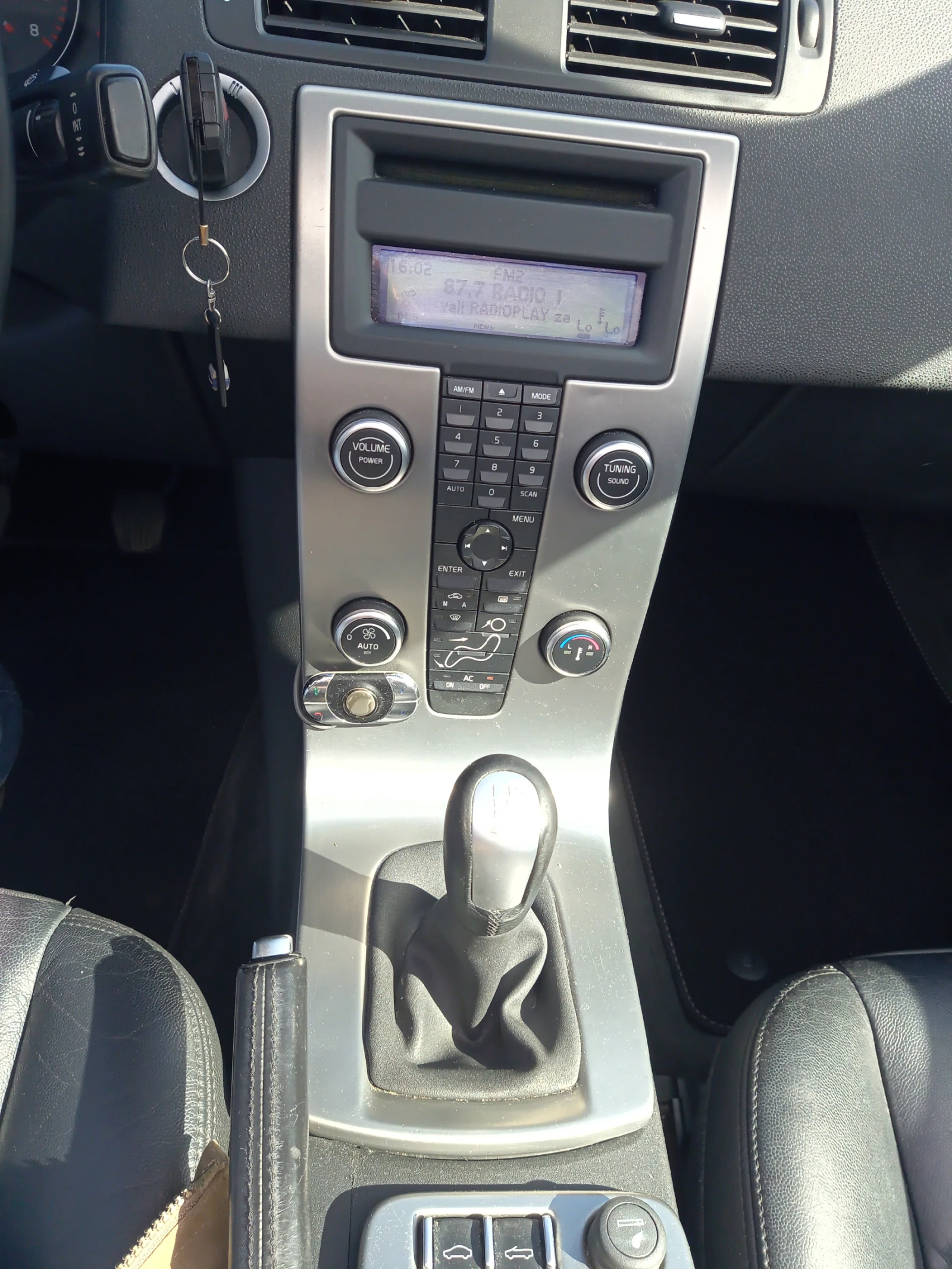 Volvo C70 2.4i | Mobile.bg — изображение 11