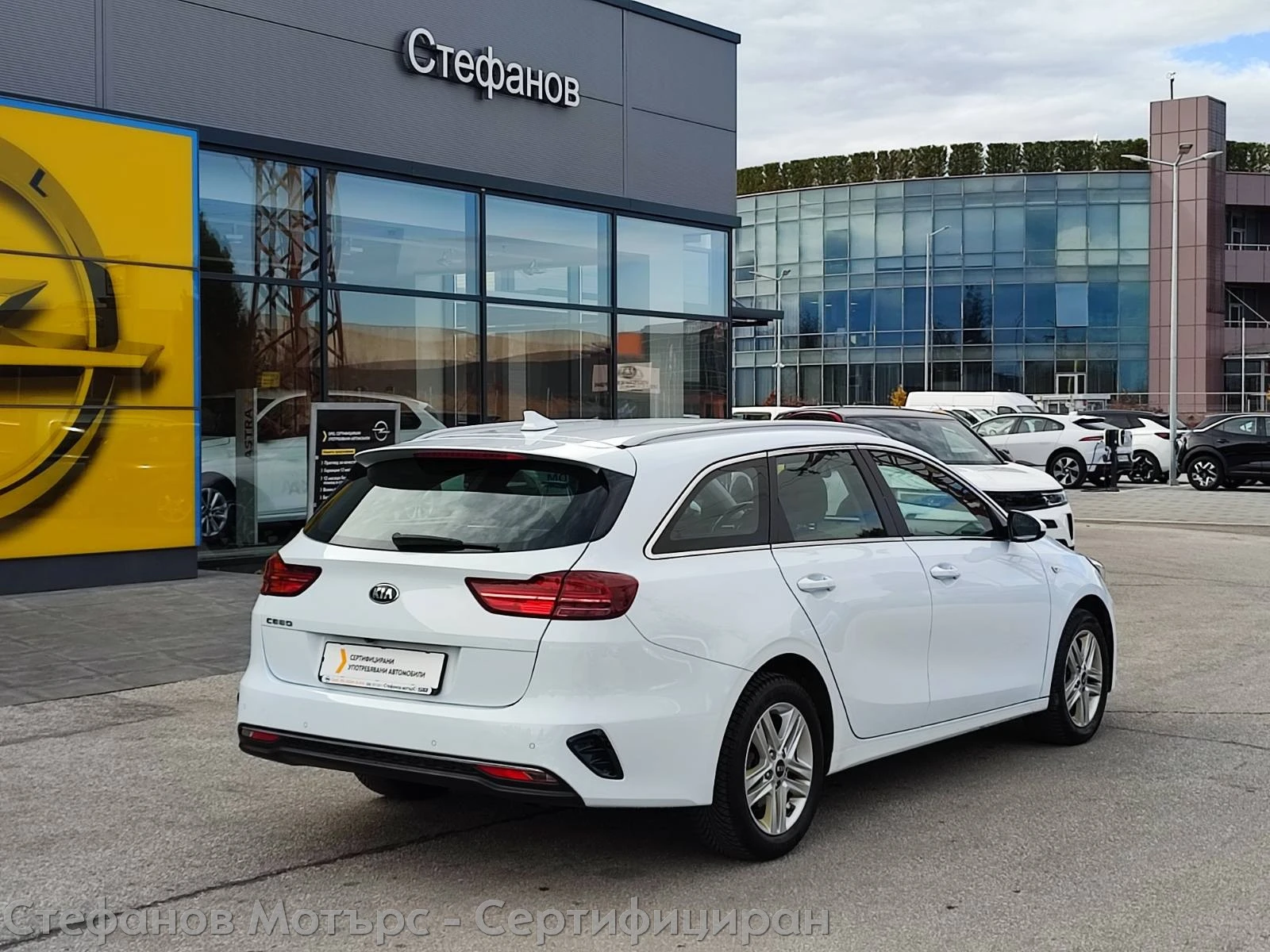 Kia Ceed SW Vision 1.6 CRDi (48V Mild-Hyb.) (136hp) AT7 - изображение 8