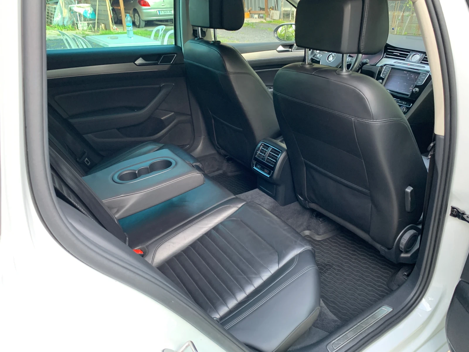 VW Passat GT* 2.0TDi* 190k.c* DSG* Distronic*   | Mobile.bg   15