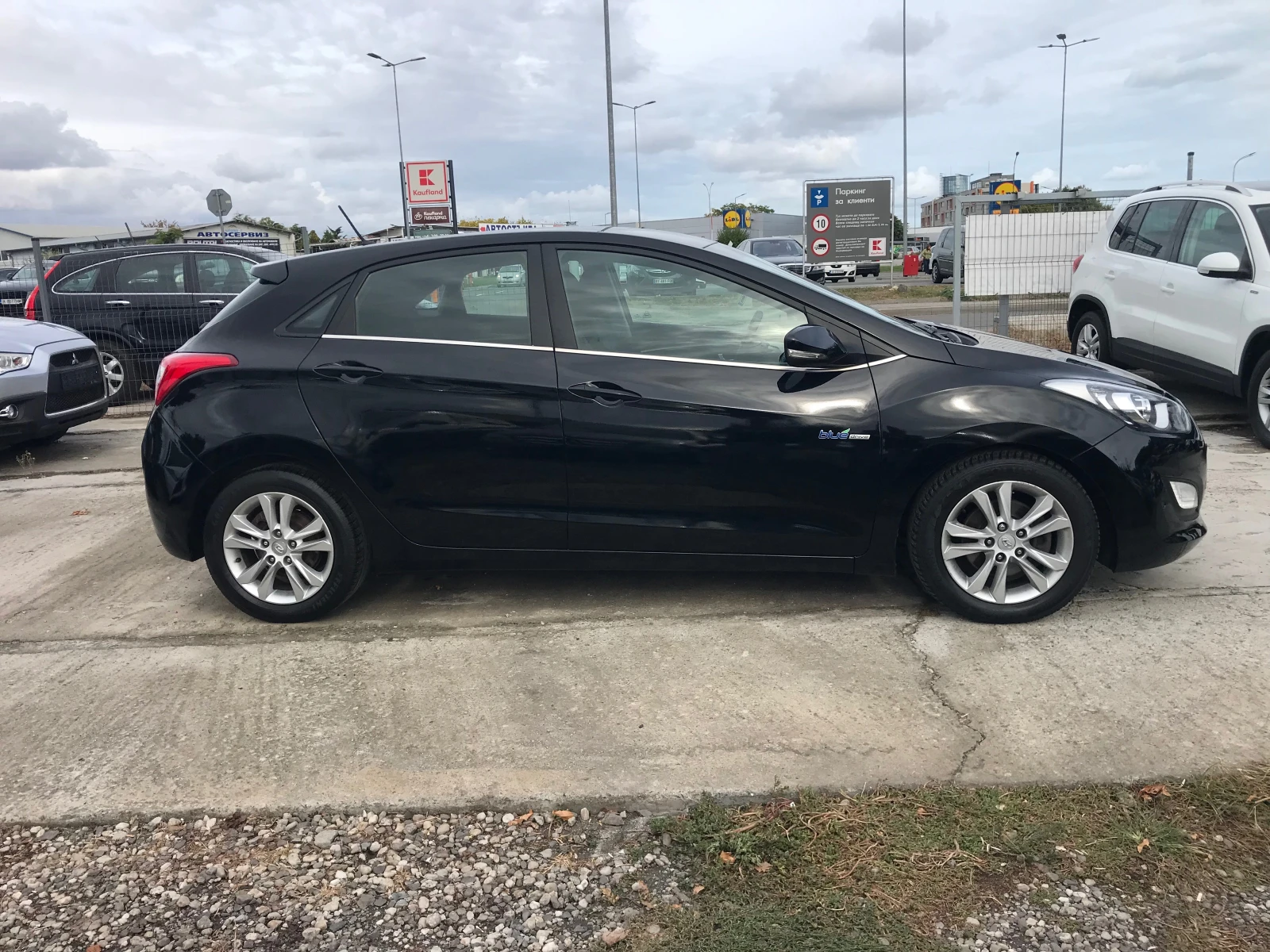 Hyundai I30 1.6crdi-110k.-2013g, снимка 8 - Автомобили и джипове - 50857946