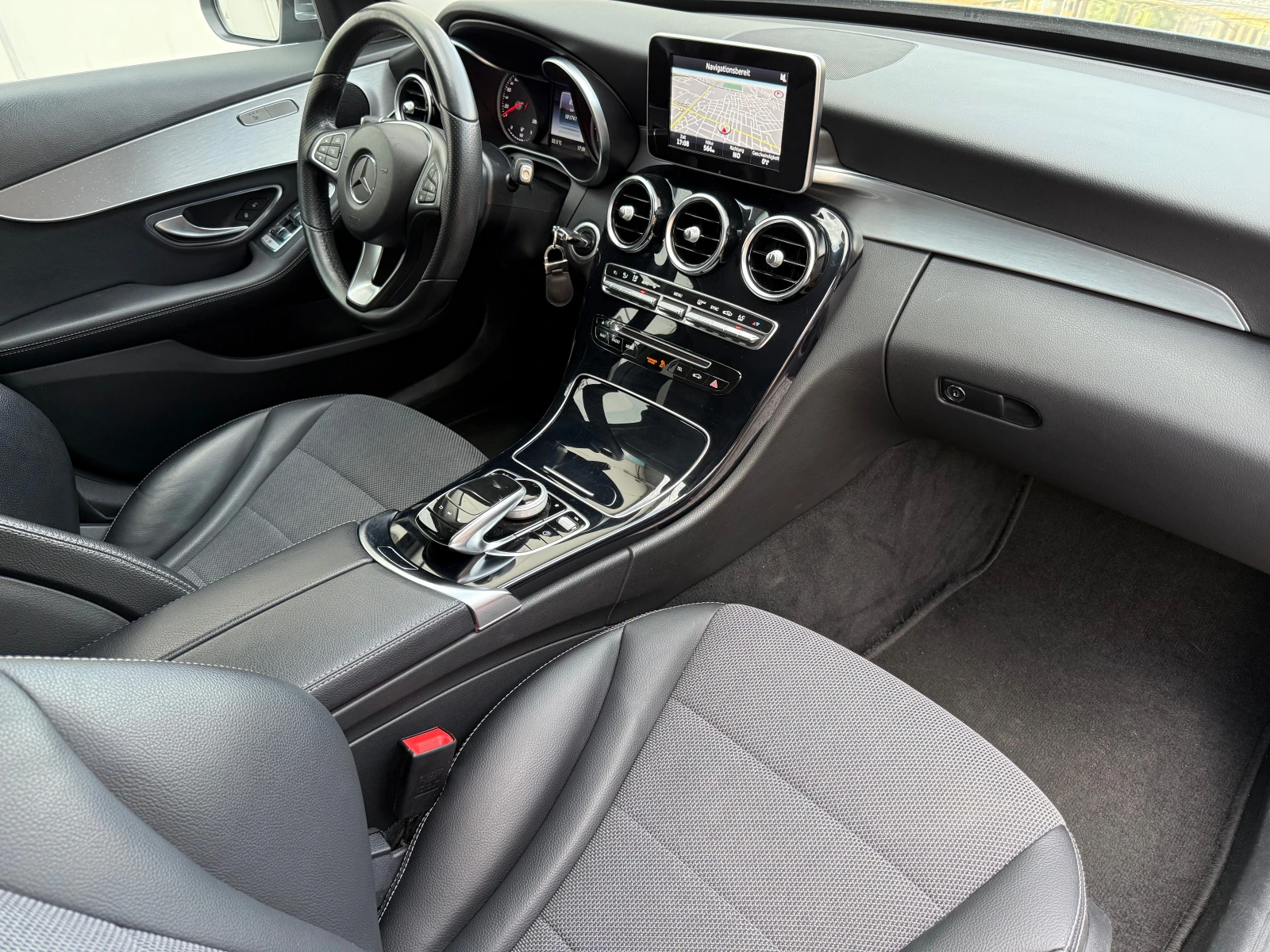 Mercedes-Benz C 200 4Matic 9Gtronic     | Mobile.bg   14