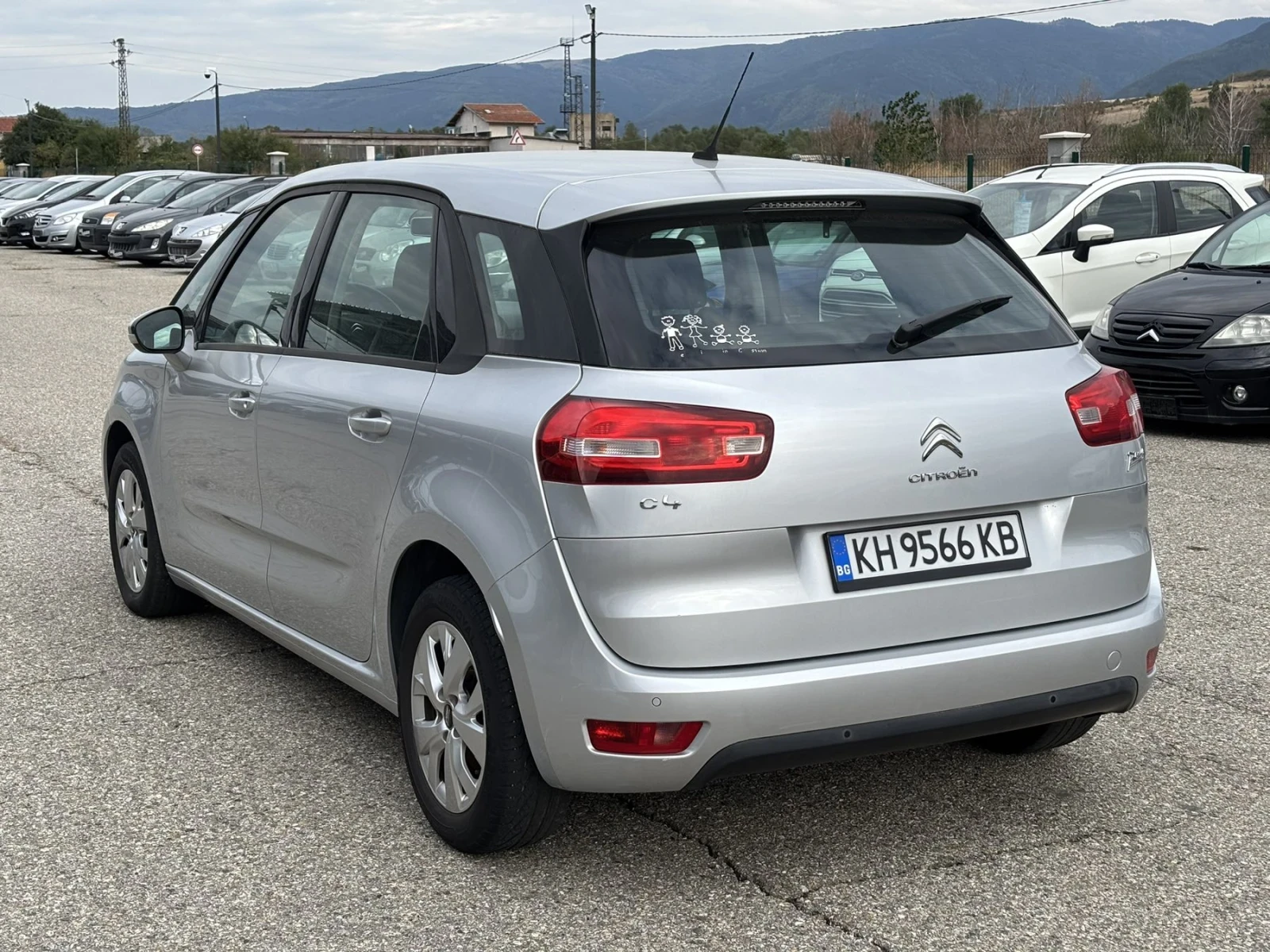Citroen C4 Picasso 1.6 d 115kc 2015 g - изображение 4