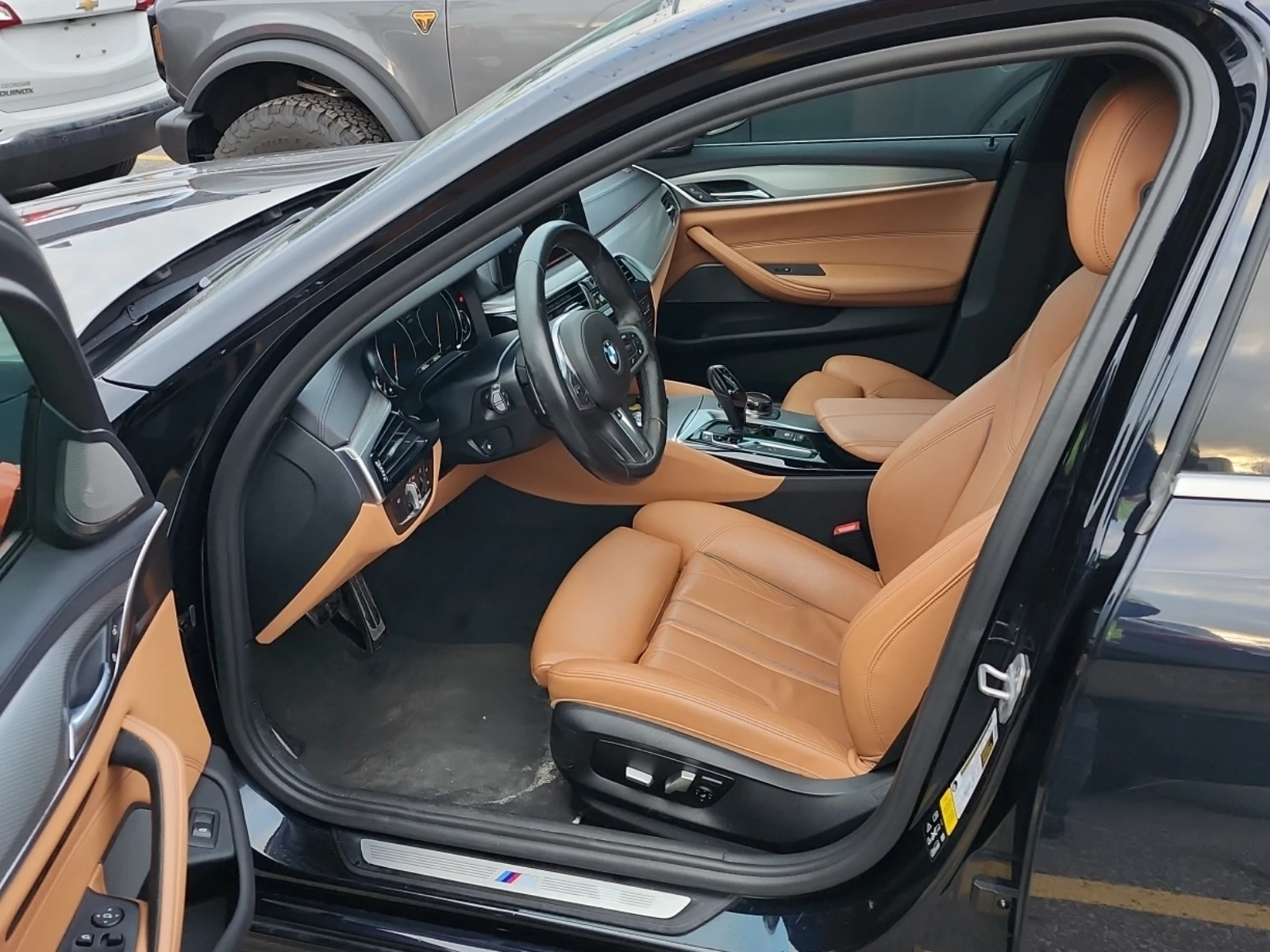 BMW 540 XDRIVE * CARFAX * БЕЗ ПЪРВОНАЧАЛНА ВНОСКА - изображение 5