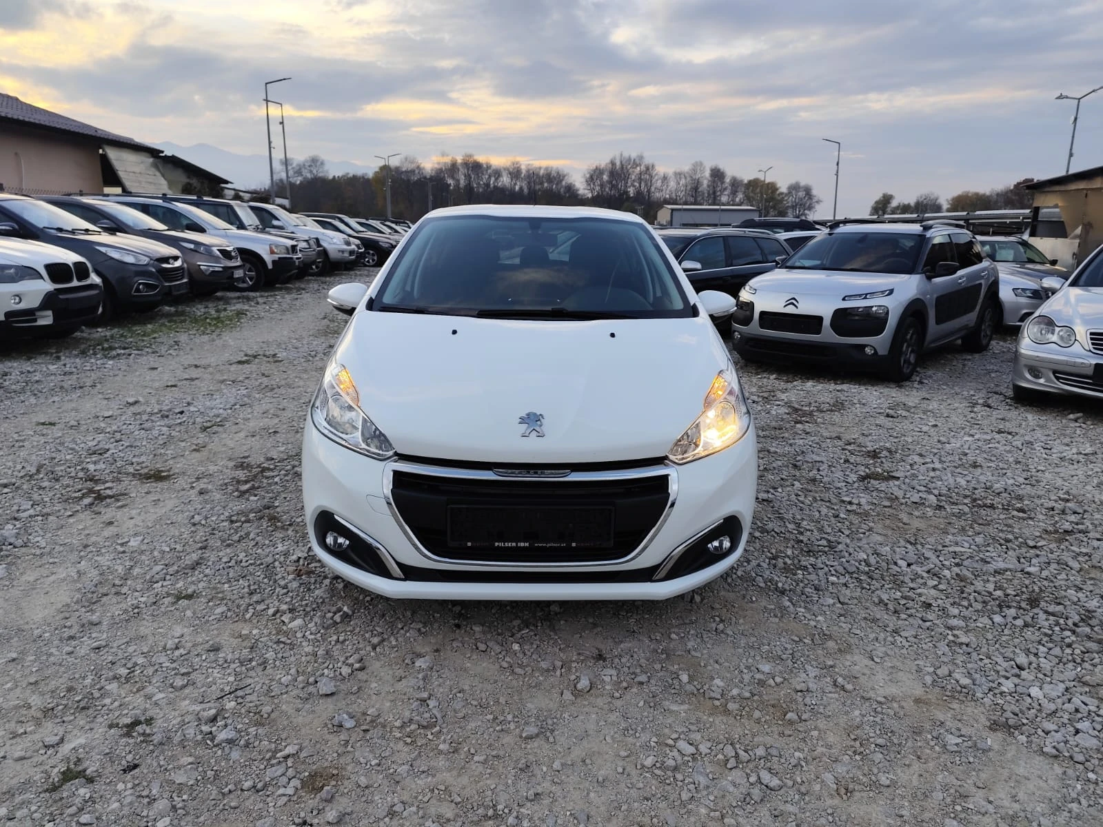 Peugeot 208 1.5 дизел Италия - изображение 2