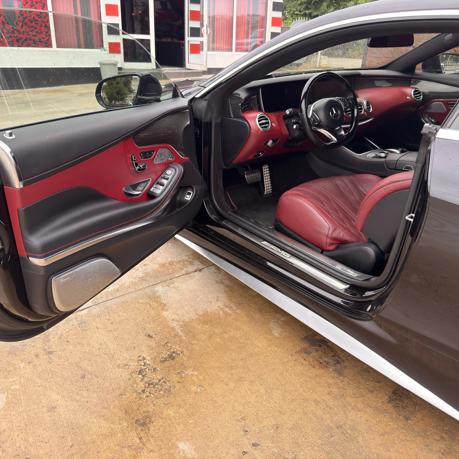 Mercedes-Benz S 63 AMG 4 matic, Burmester3D, Swarovski, USDT Accepted , снимка 11 - Автомобили и джипове - 52485360