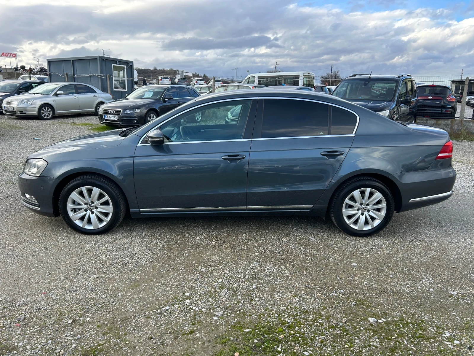 VW Passat 2.0TDI -140 kc-6ck euro5 | Mobile.bg   8