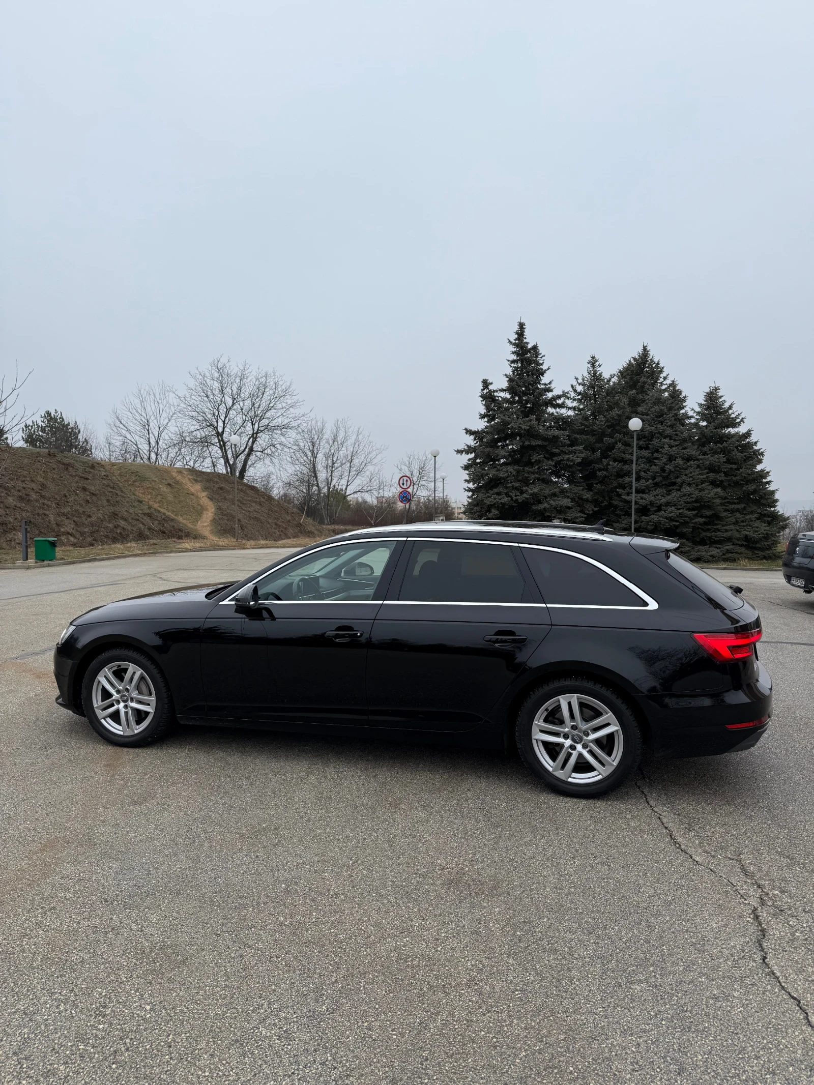 Audi A4 2.0TDI/QUATTRO/DIGITAL/MATRIX  - изображение 4