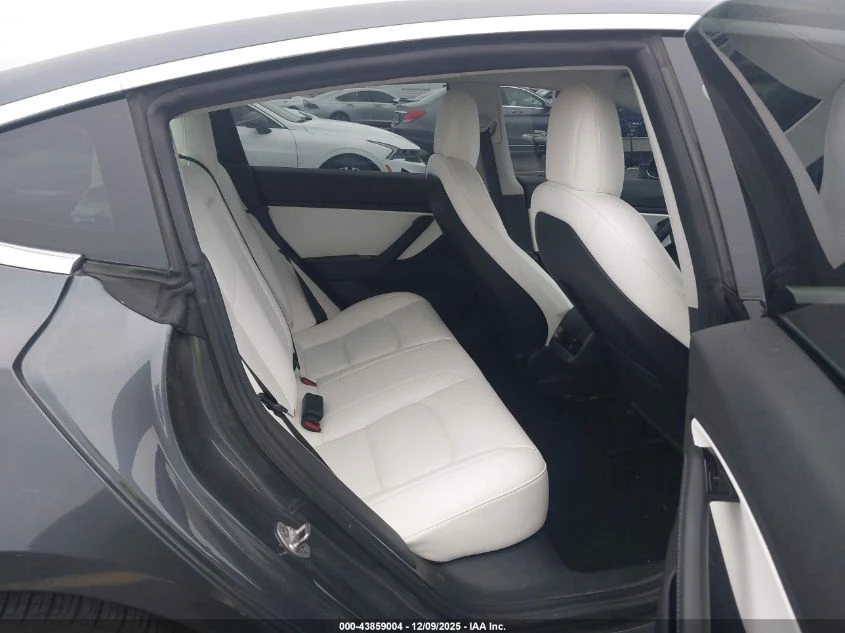 Tesla Model 3 U  U UX All Wheel Drive | Mobile.bg � ����������� 13
