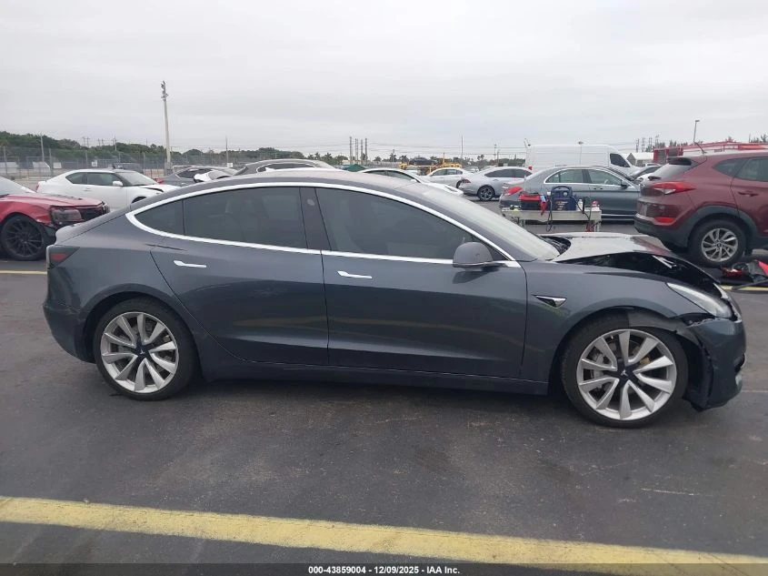 Tesla Model 3 U  U UX All Wheel Drive | Mobile.bg � ����������� 5