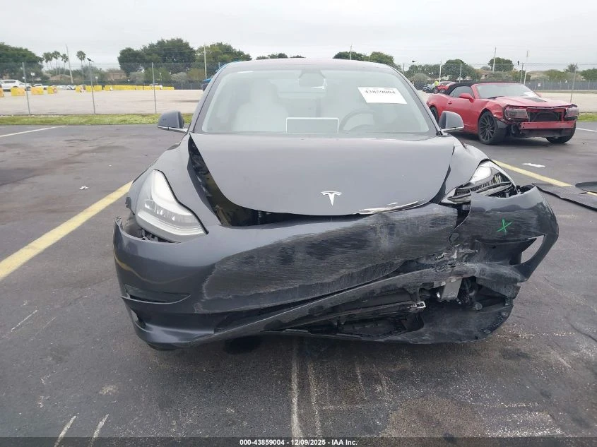 Tesla Model 3 U  U UX All Wheel Drive | Mobile.bg � ����������� 4