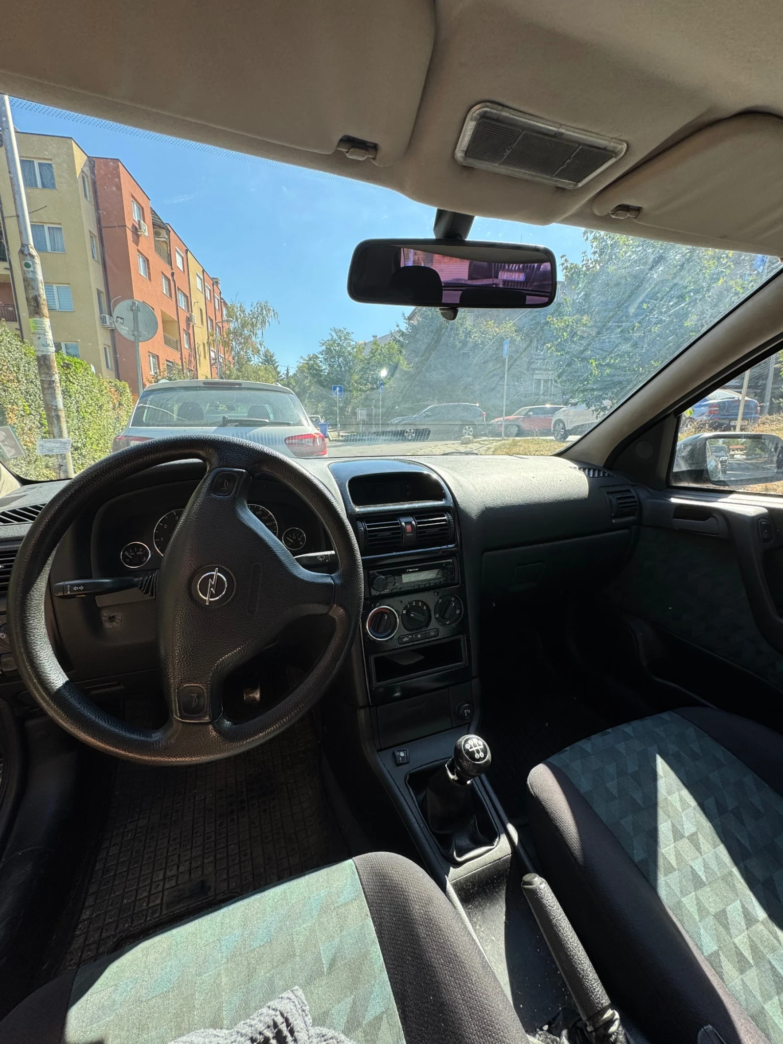 Opel Astra, снимка 9 - Автомобили и джипове - 53709558