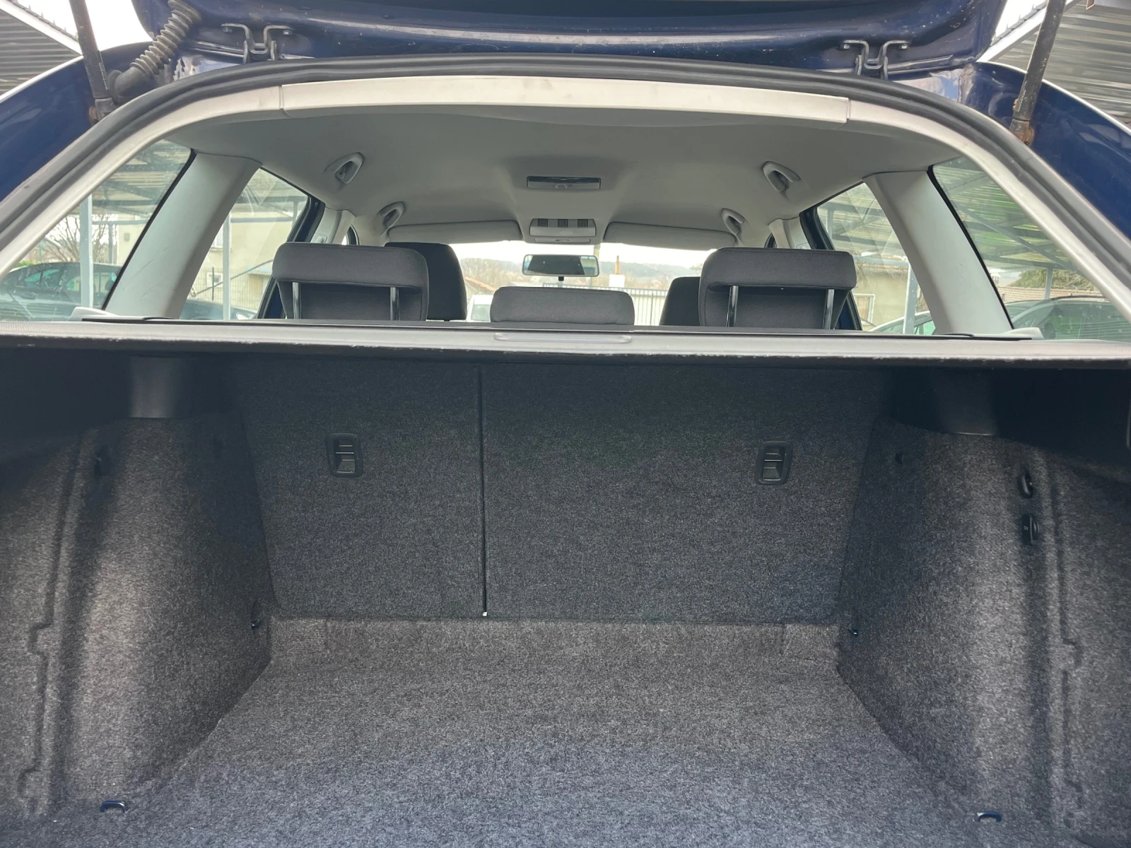 Skoda Octavia 1.6TDI 105hp, снимка 11 - Автомобили и джипове - 53978040