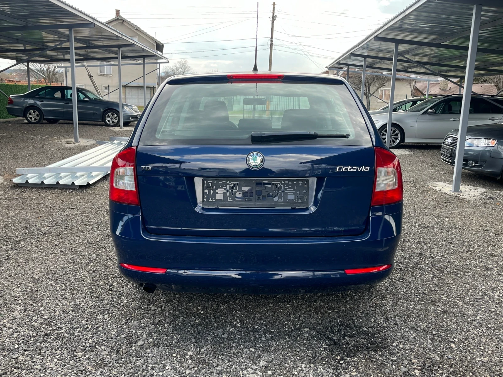 Skoda Octavia 1.6TDI 105hp, снимка 8 - Автомобили и джипове - 53978040