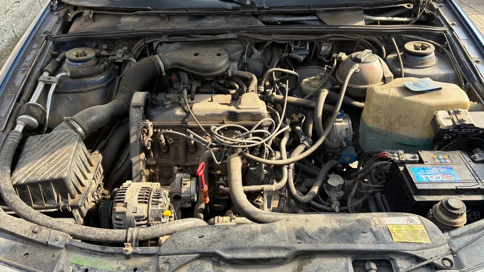 VW Passat 1.8 90к.с., снимка 7 - Автомобили и джипове - 54193939