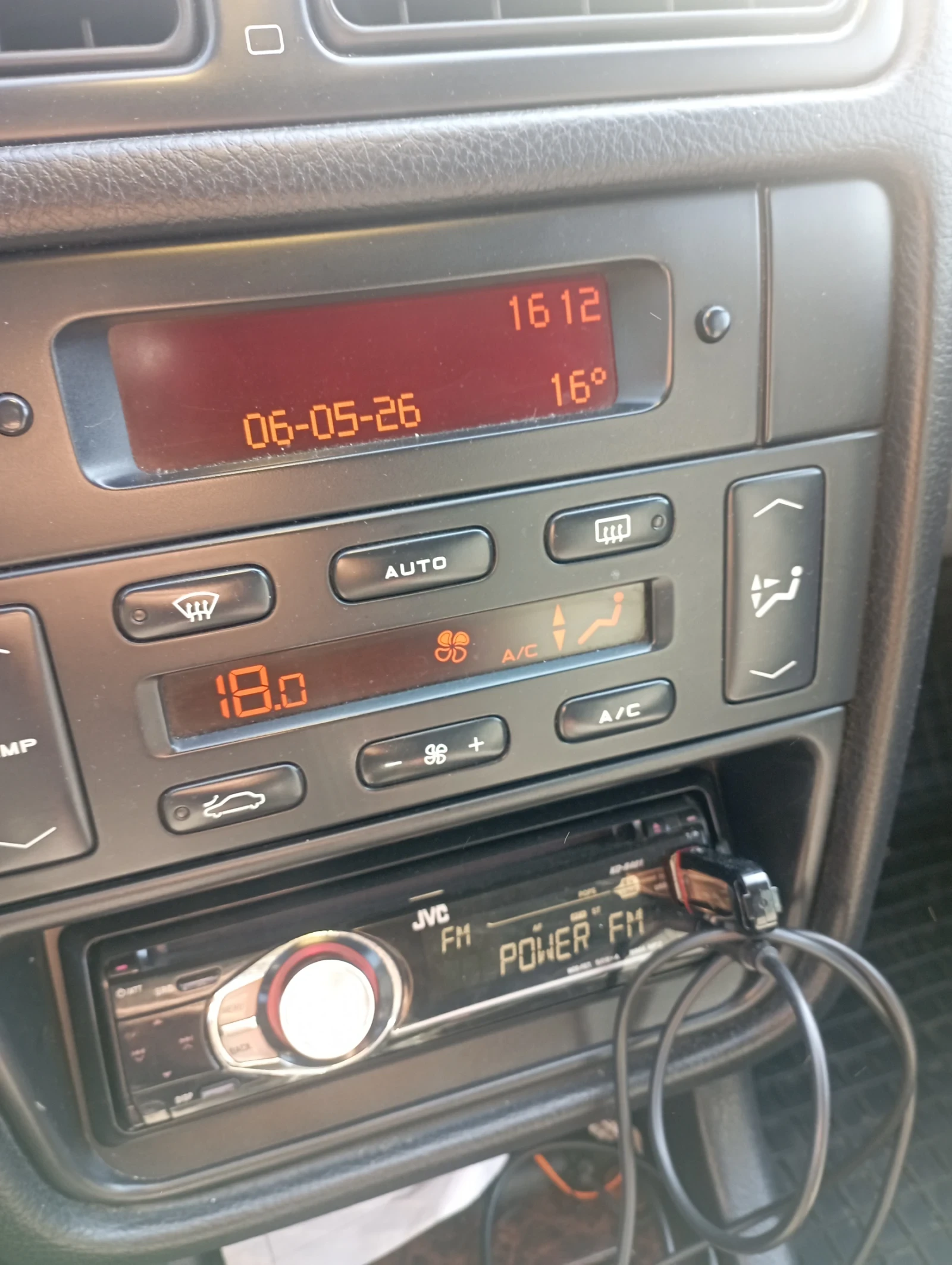 Peugeot 406, снимка 2 - Автомобили и джипове - 54442307