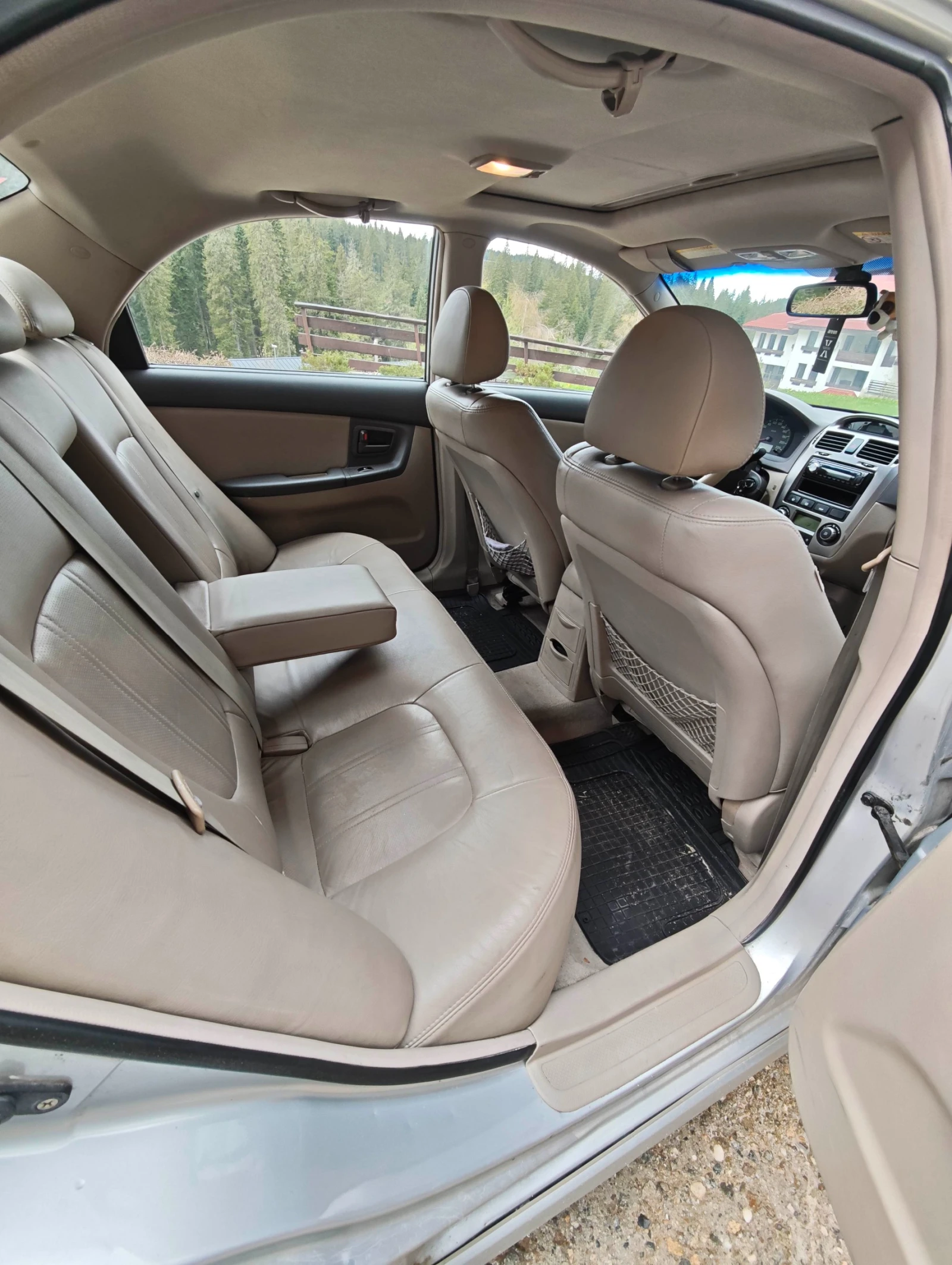 Kia Cerato 2.0 143 к.с. ГАЗ/БЕНЗИН, снимка 10 - Автомобили и джипове - 54585134