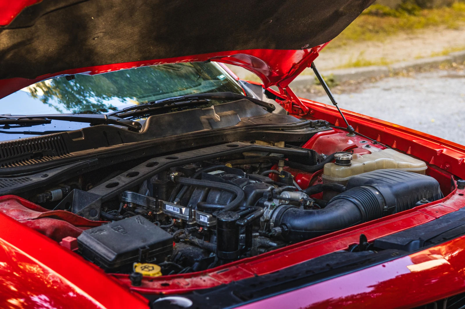 Dodge Challenger 5.7 R/T, снимка 8 - Автомобили и джипове - 54705381