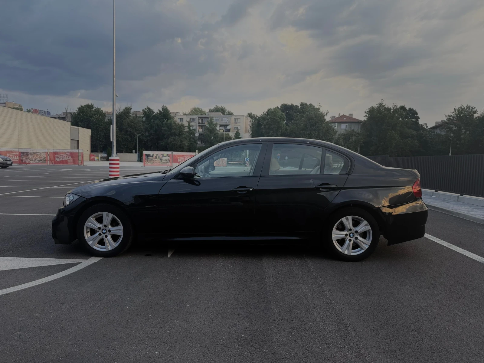 BMW 320, снимка 3 - Автомобили и джипове - 54804234