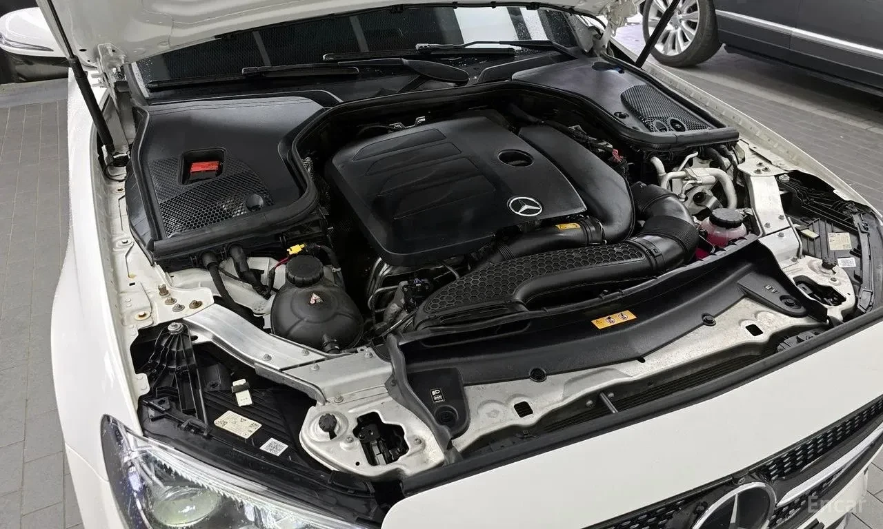 Mercedes-Benz E 350 AMG/LINE/BURMESTER/ОБДУХ/ДИСТРОНИК, снимка 13 - Автомобили и джипове - 55058698