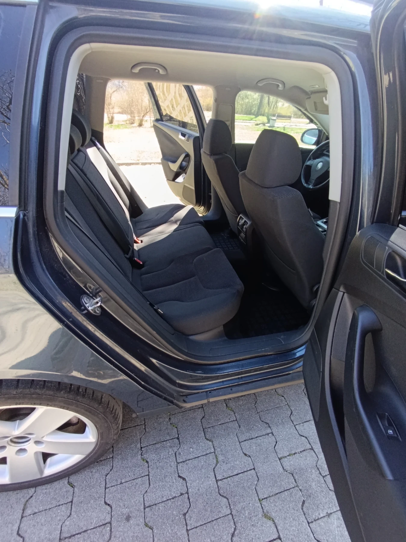 VW Passat 2.0 TDI, снимка 9 - Автомобили и джипове - 55415152