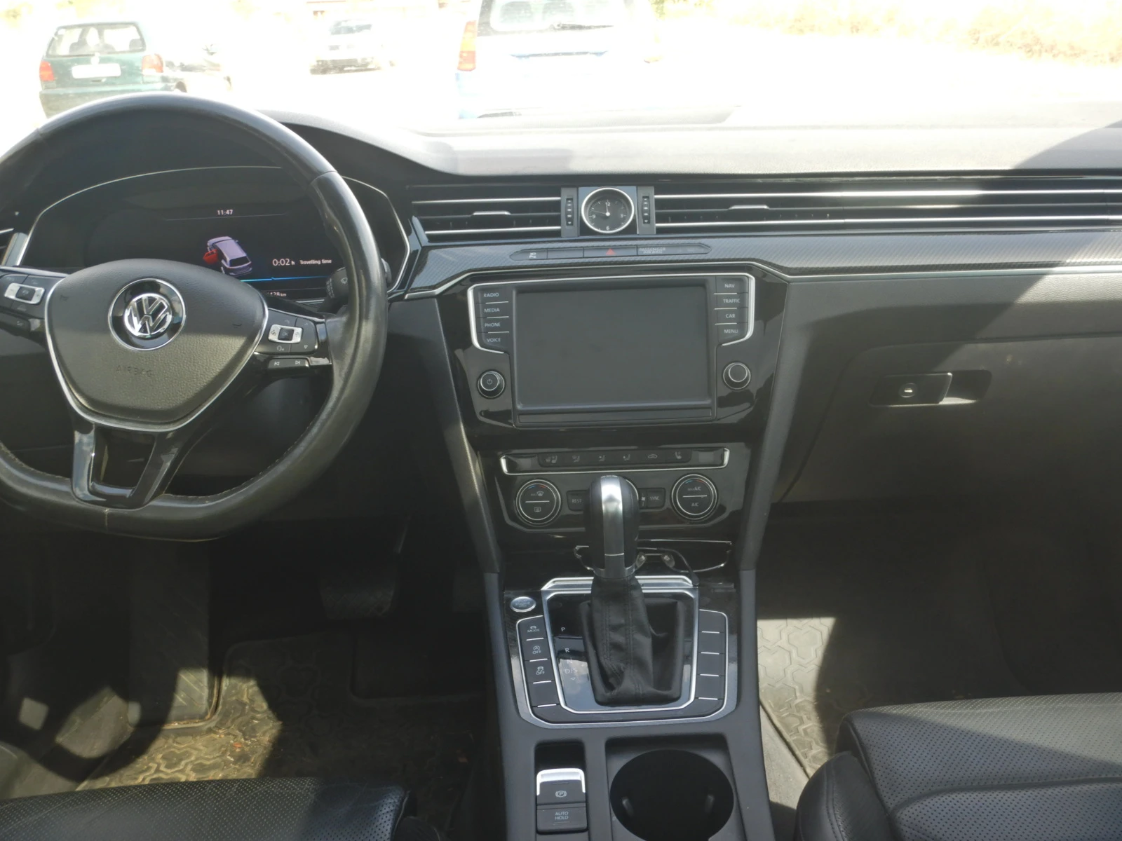 VW Passat, снимка 11 - Автомобили и джипове - 56221501