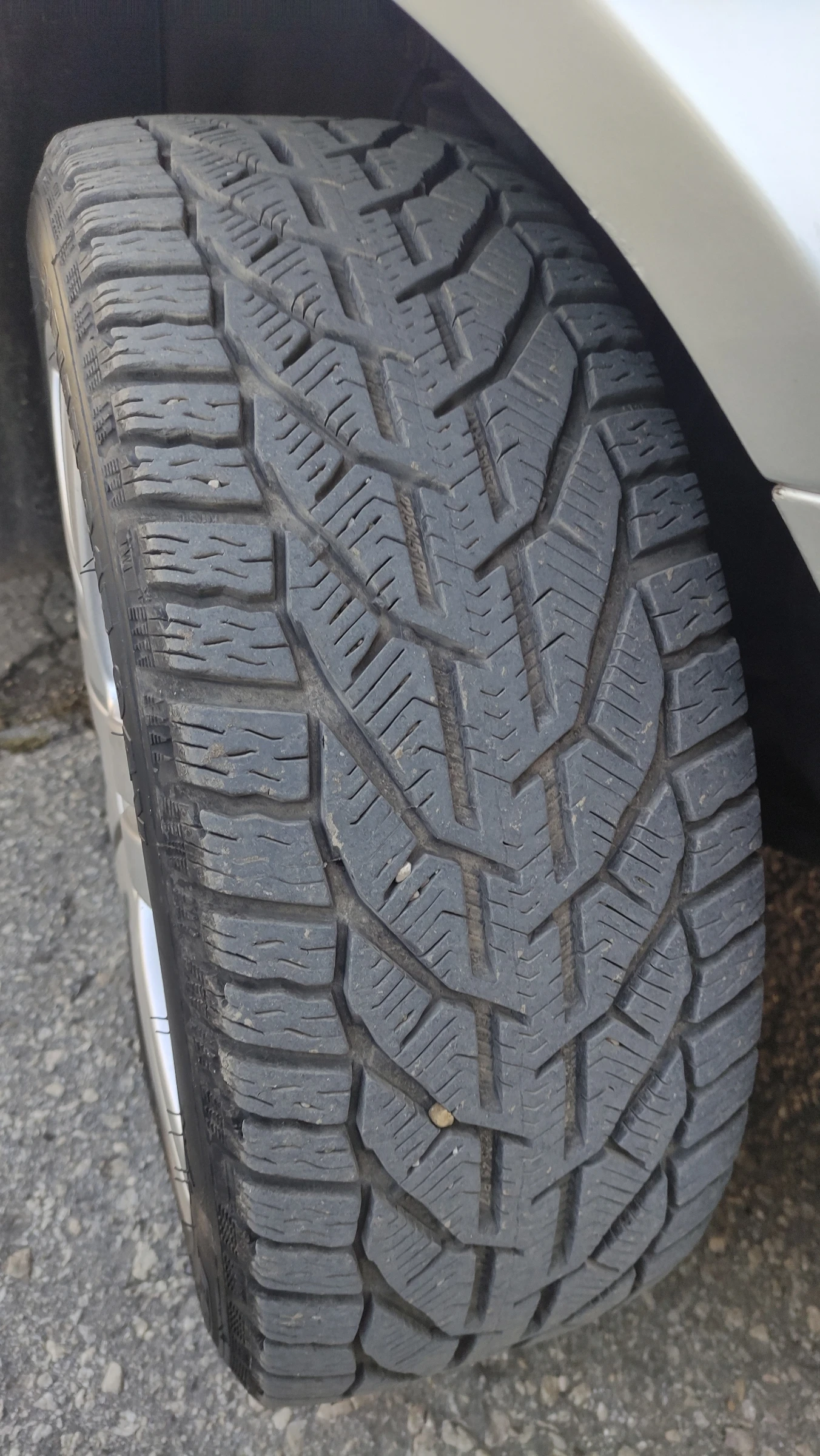 VW Passat, снимка 16 - Автомобили и джипове - 56346678