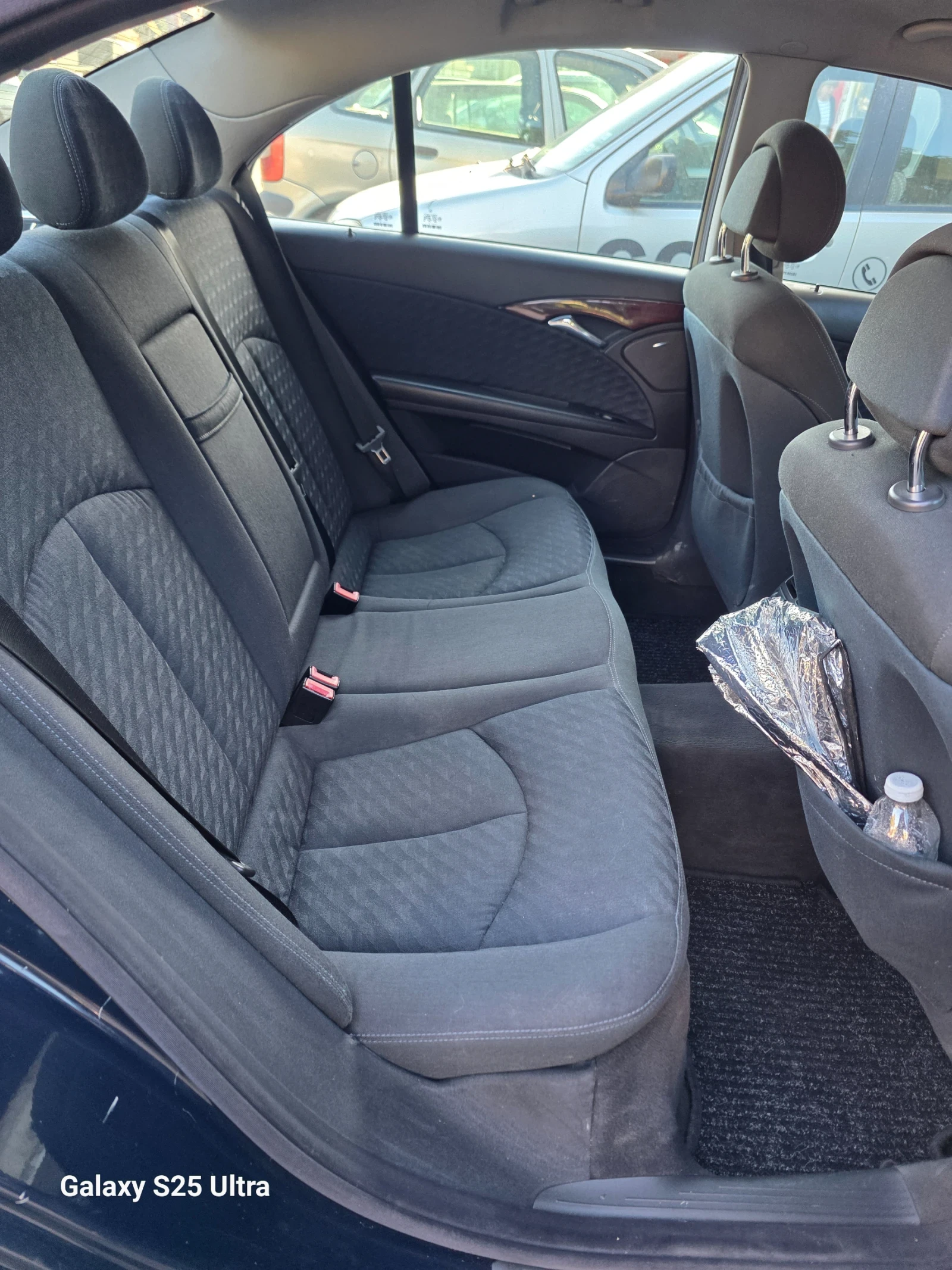 Mercedes-Benz E 220 2.2CDI AVTOMAT , снимка 12 - Автомобили и джипове - 56353636