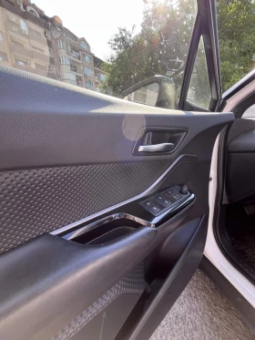 Toyota C-HR 2.0 бензин, снимка 15