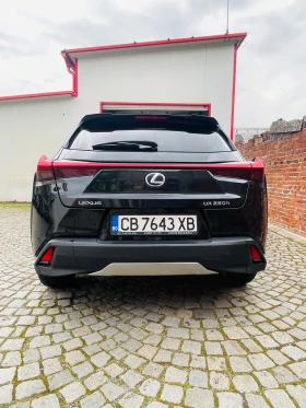 Lexus UX 250h 2.0L F-Sport - 19500 € / 38138.68 лв. - 94492419 2