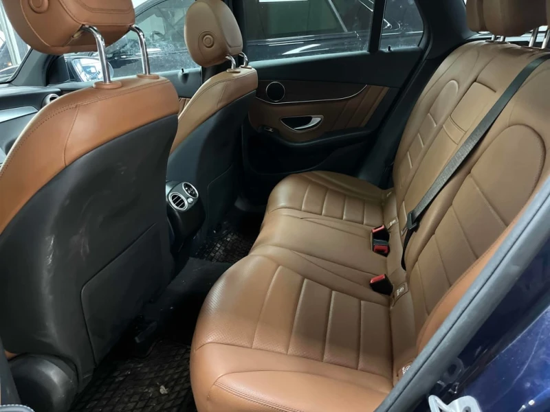 Mercedes-Benz GLC 300 * CARFAX * ПОДГРЕВ * ПАМЕТ * МЪРТВА ТОЧКА, снимка 11 - Автомобили и джипове - 53308490