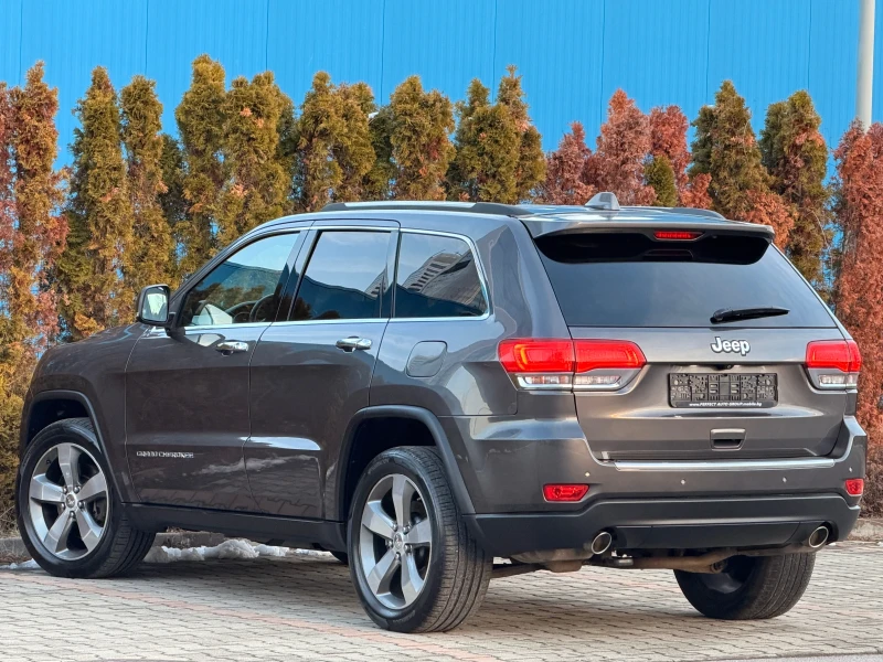 Jeep Grand cherokee 3.0d-250KC-КОЖА-ПОДГРЕВ-НАВИ-КАМЕРА-KEYLES-ОТЛИЧЕН, снимка 3 - Автомобили и джипове - 53347632
