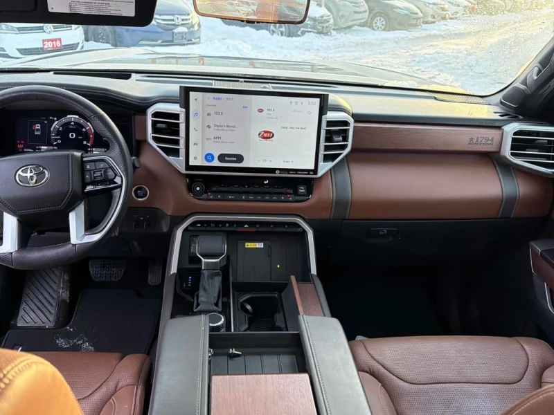 Toyota Tundra * Platinum * CARFAX * ОБДУХВАНЕ* ДВА КЛЮЧА* , снимка 12 - Автомобили и джипове - 53469473