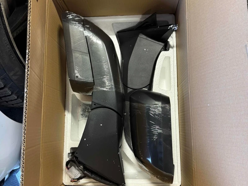 Toyota Tundra * Platinum * CARFAX * ОБДУХВАНЕ* ДВА КЛЮЧА* , снимка 13 - Автомобили и джипове - 53469473