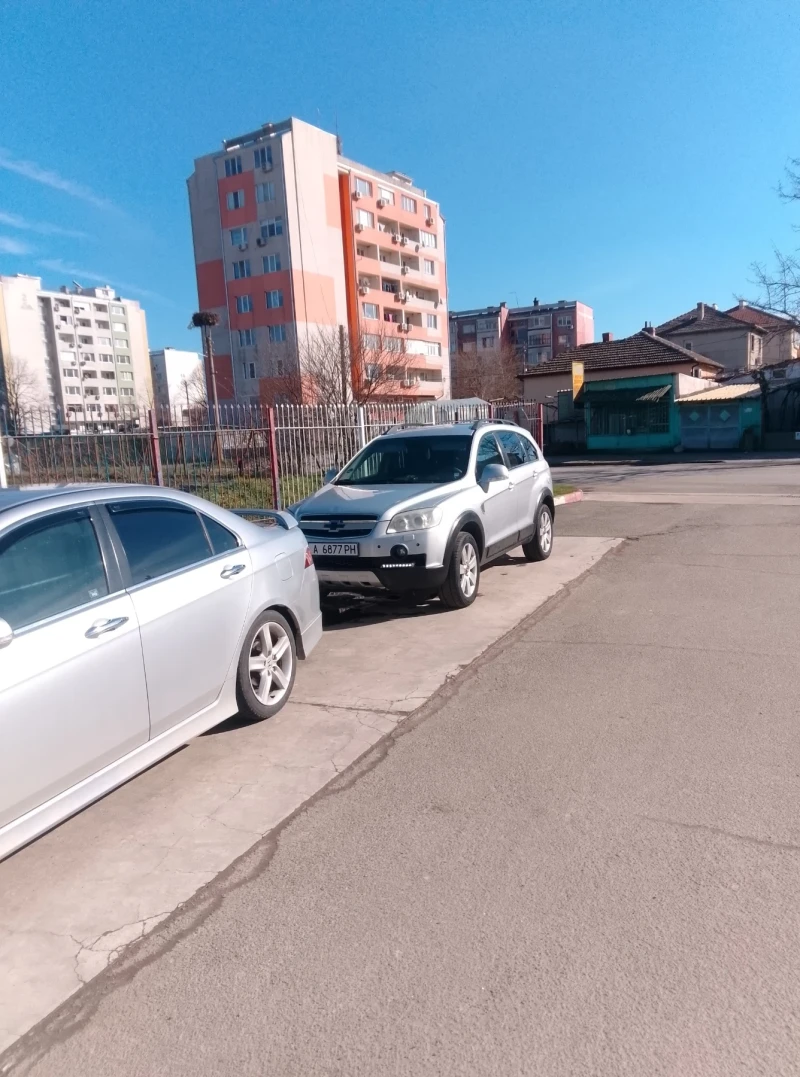 Chevrolet Captiva, снимка 4 - Автомобили и джипове - 53572704