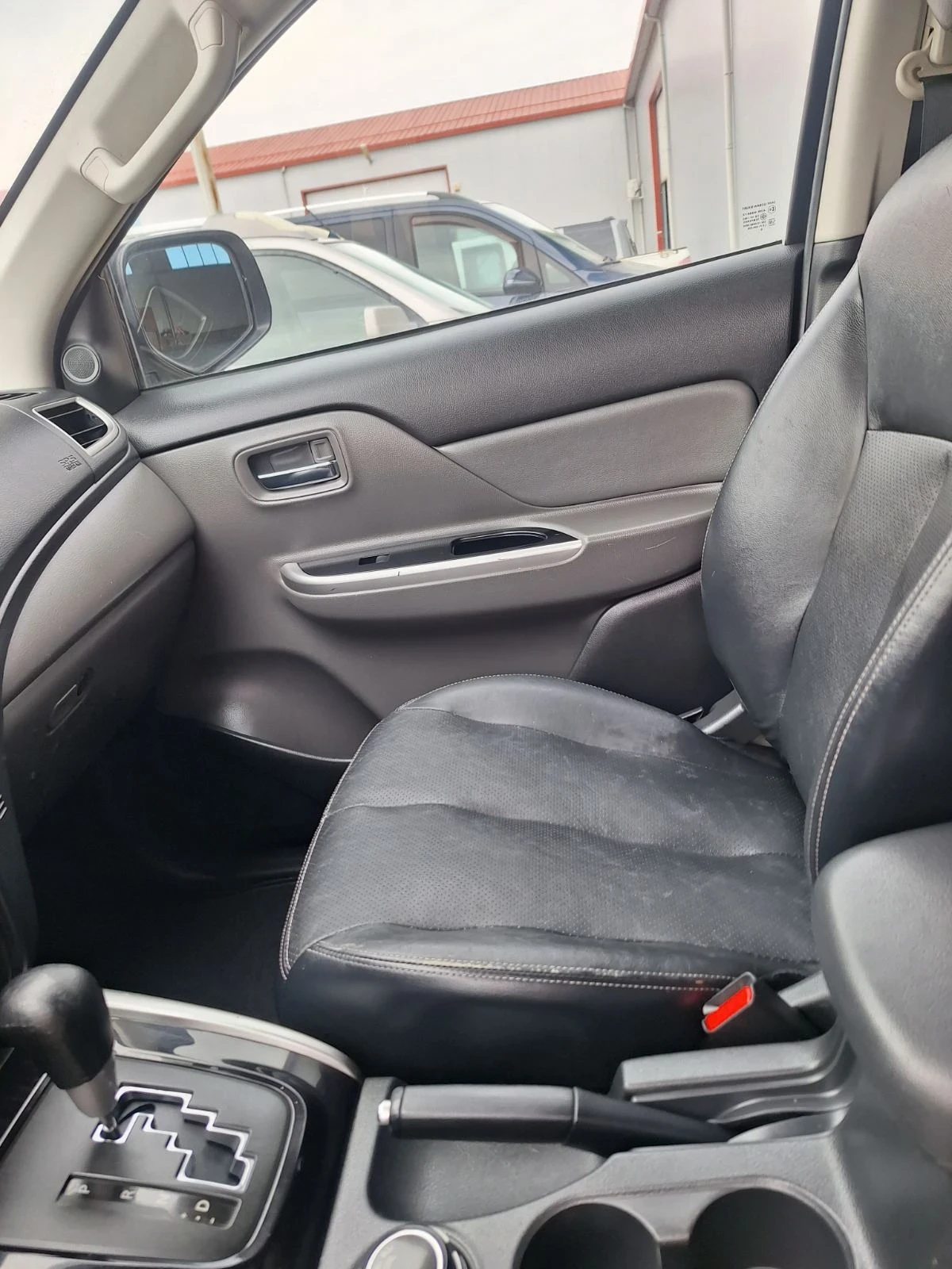 Mitsubishi L200 пикап - изображение 5