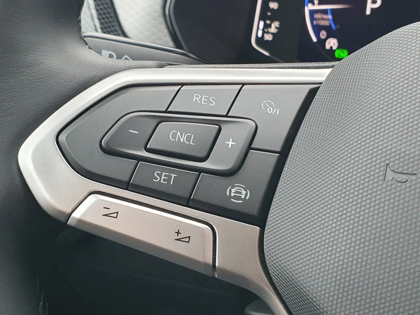 VW T-Cross Life Plus 1.5 TSI OPF DSG | Mobile.bg   16