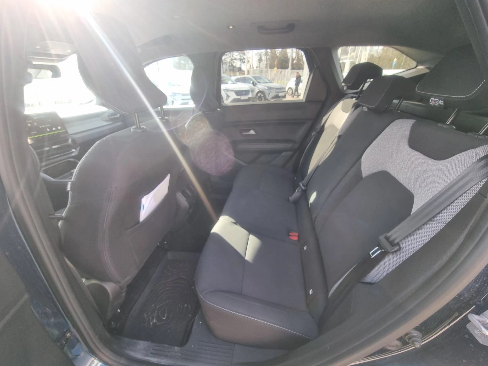 Dacia Bigster HYBRID 155 | Mobile.bg � ����������� 15