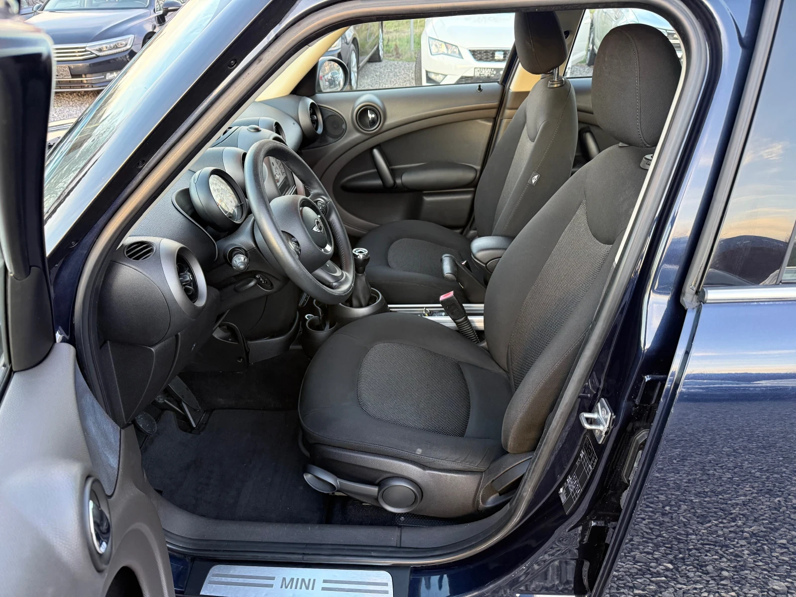 Mini Countryman 1.6D (90hp) Euro 5A / 198000km ./внос от Италия , снимка 12 - Автомобили и джипове - 53772876