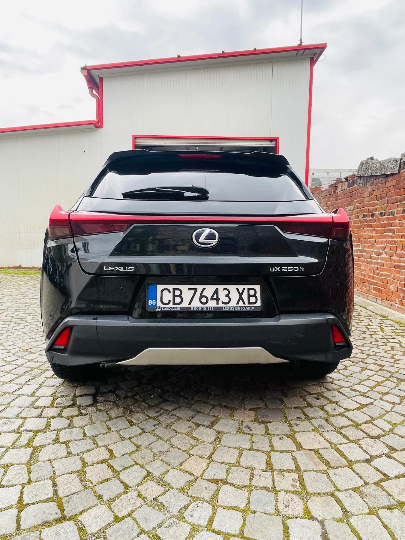 Lexus UX 250h 2.0L F-Sport | Mobile.bg � ����������� 2
