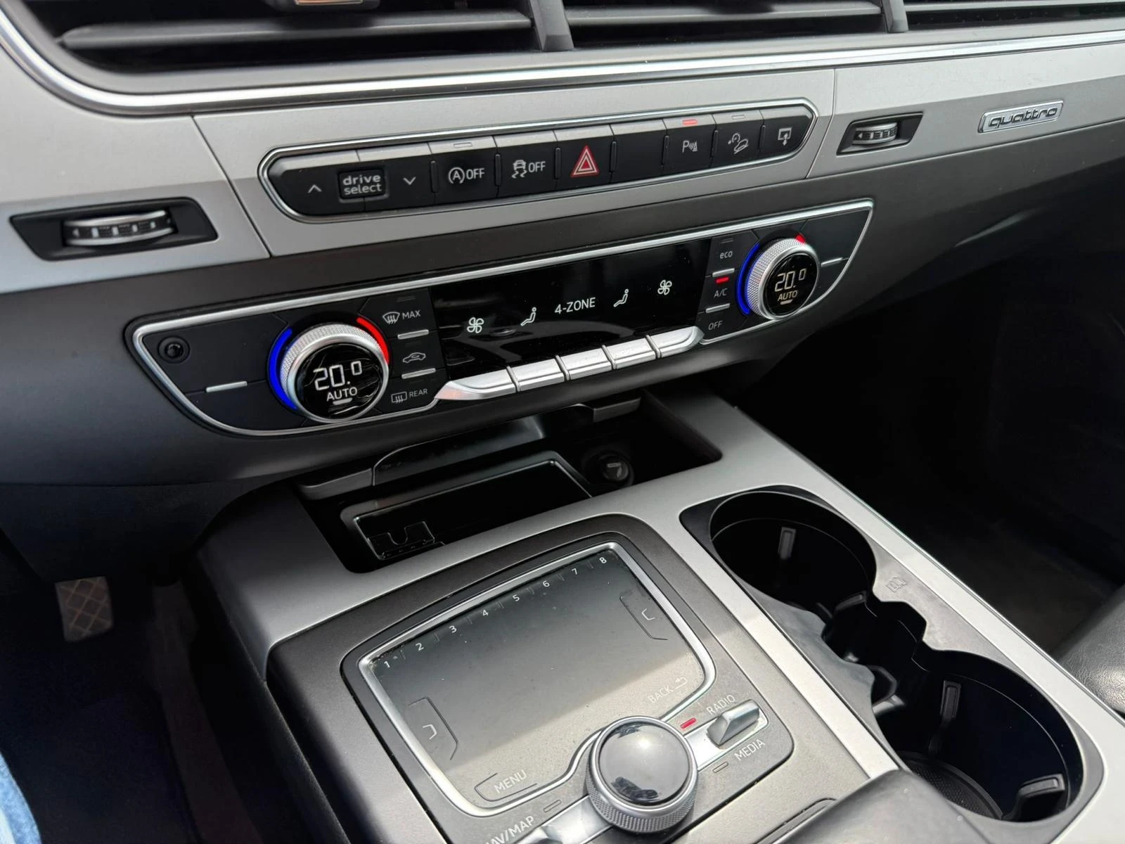 Audi Q7 3.0 TDI quattro tiptronic Business Plus , снимка 14 - Автомобили и джипове - 54484221