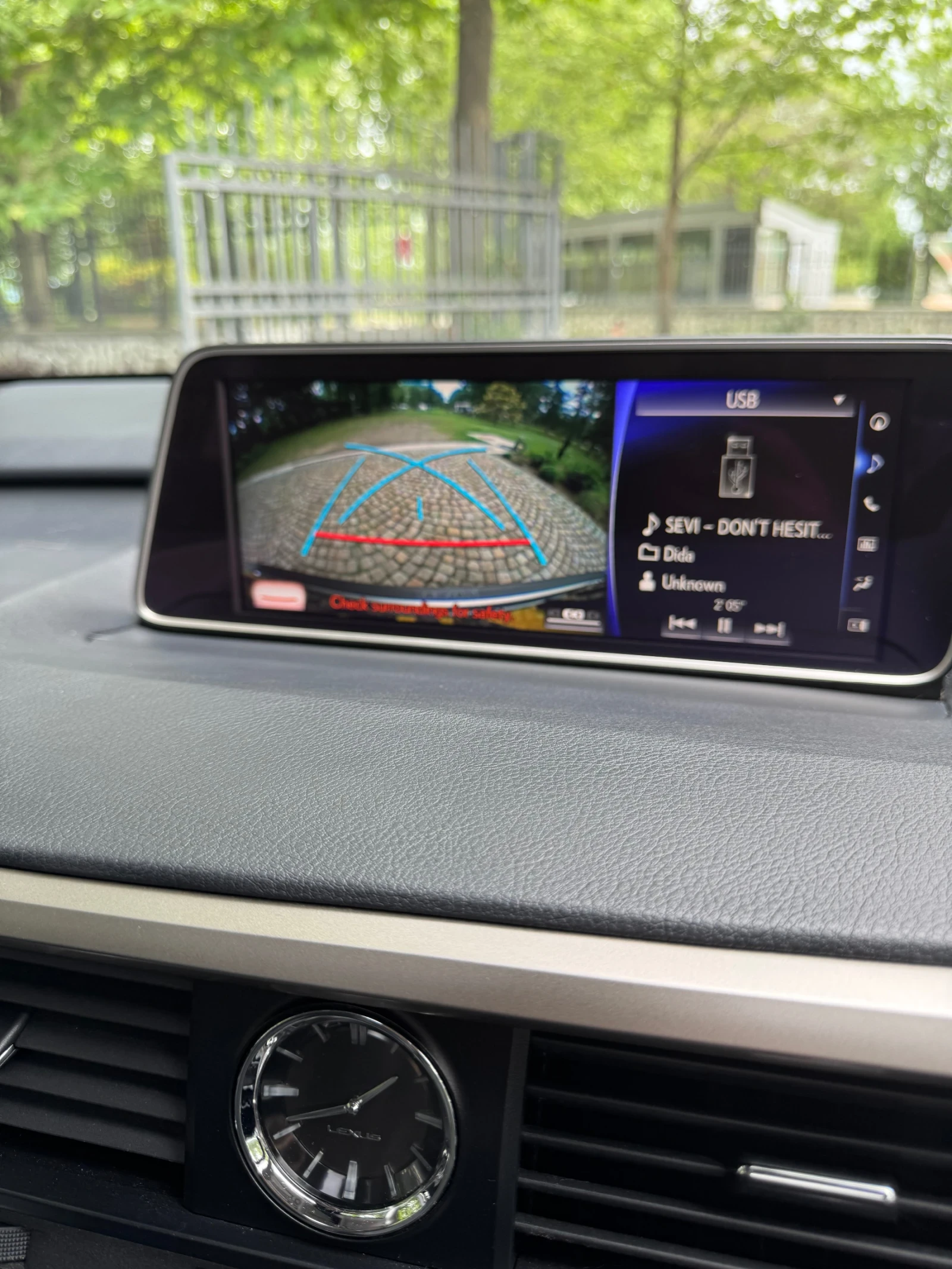 Lexus RX 450h Всички екстри + Ghost II тракер, снимка 11 - Автомобили и джипове - 54837304
