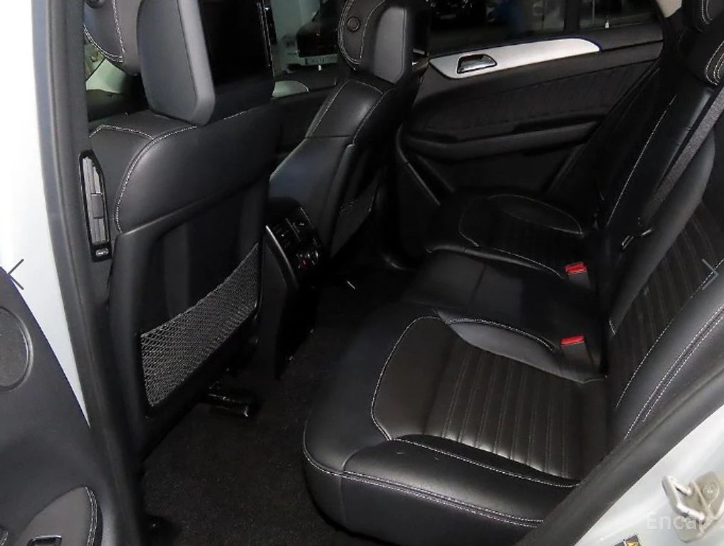Mercedes-Benz GLE 350 AMG* LINE* HARMON* KARDON* ПОДГРЕВ* КАМЕРА* , снимка 14 - Автомобили и джипове - 55046027