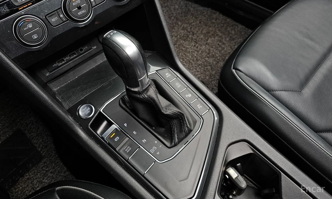 VW Tiguan Allspace, снимка 9 - Автомобили и джипове - 55181546